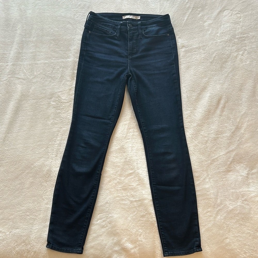 Athleta Dark Jeans Size 6